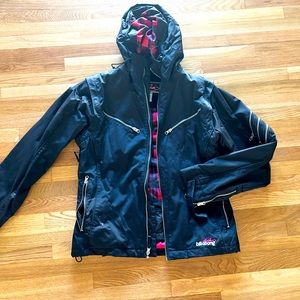 Black women’s Billabong ski jacket